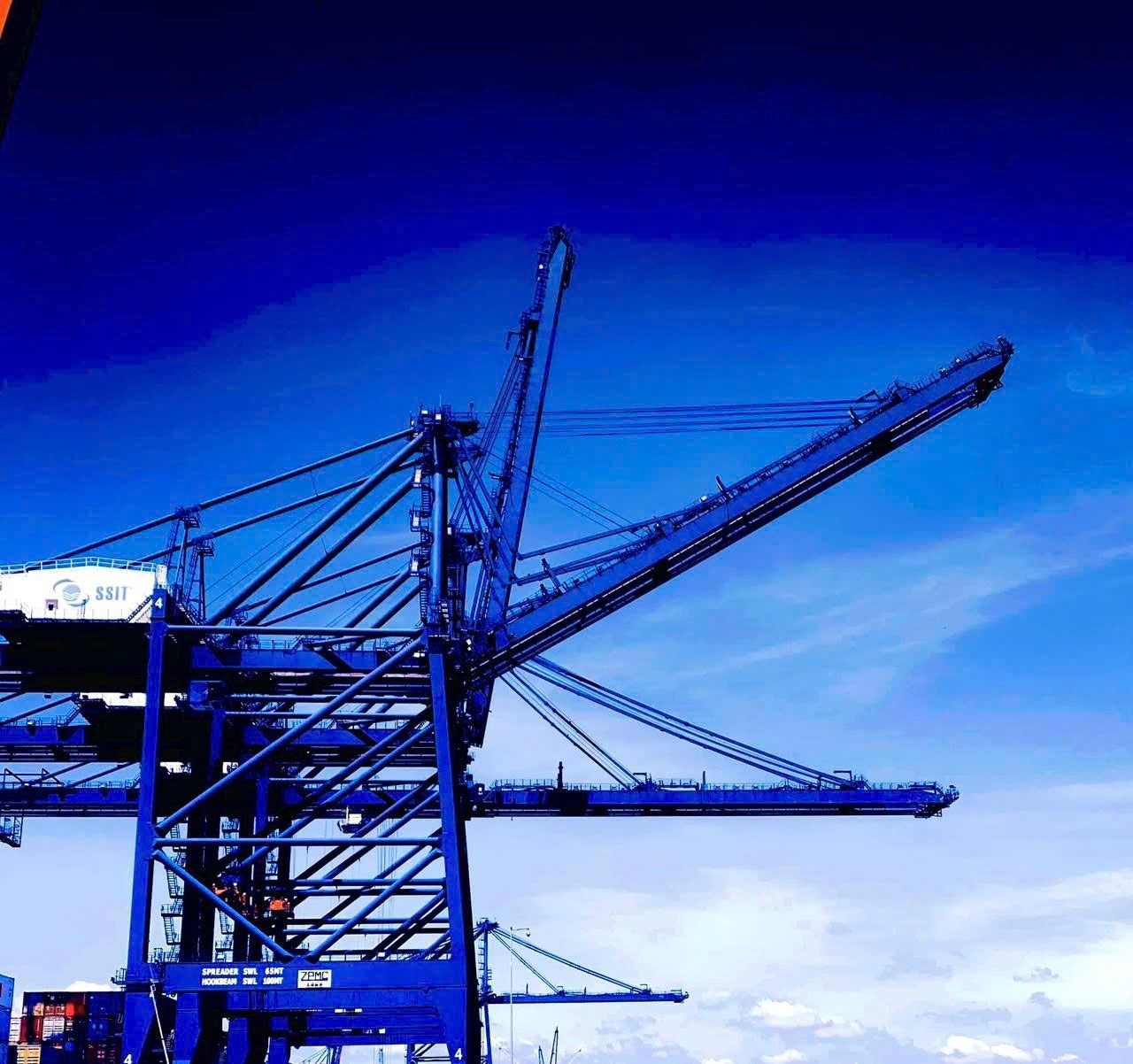 SSIT SIGNS CONTRACT FOR TWO NEXT-GENERATION SHIP-TO-SHORE CRANES TO ENHANCE TERMINAL CAPABILITY